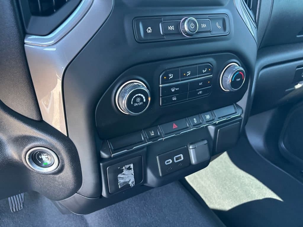 2024 Chevrolet Silverado 2500HD - Image 16