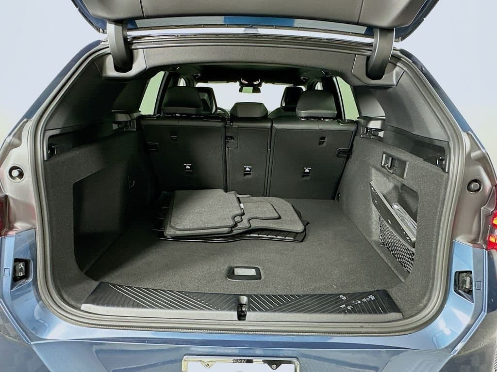 2025 BMW X3 - Image 25