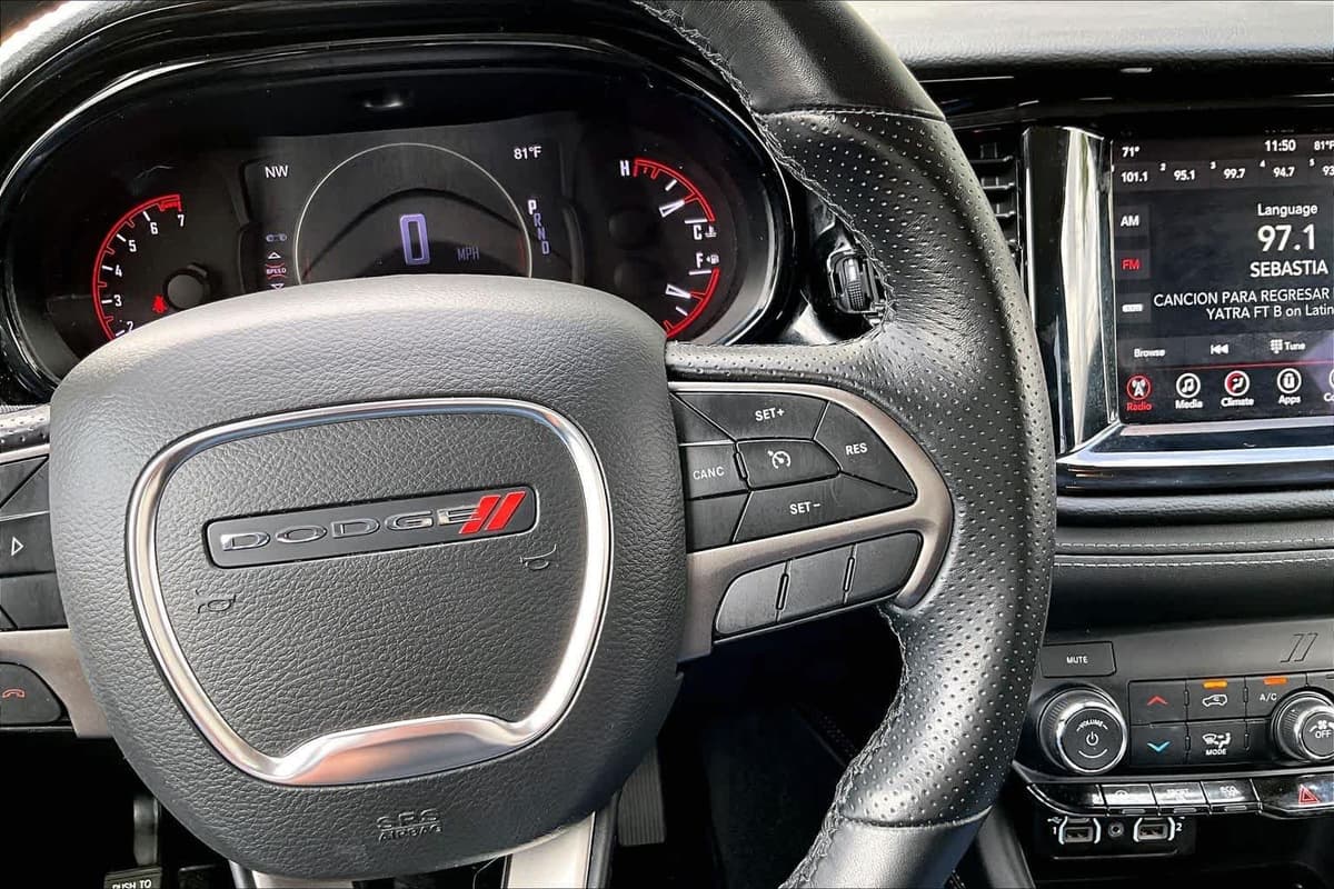 2022 Dodge Durango - Image 24