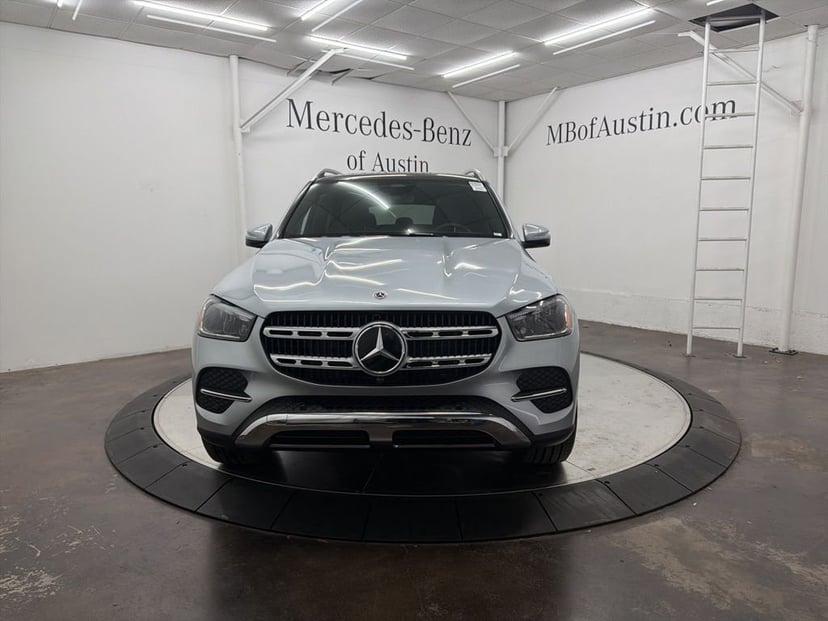 2026 Mercedes-Benz GLE - Image 2
