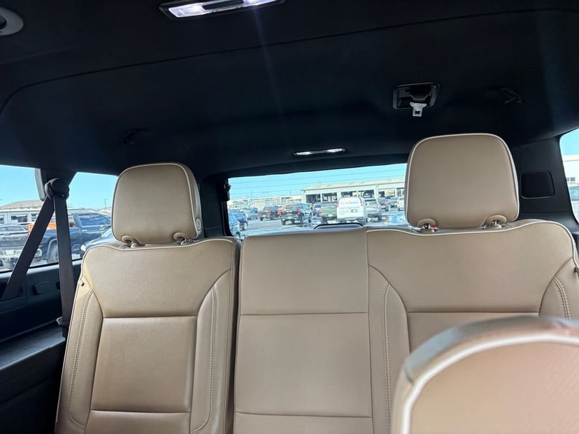 2023 Chevrolet Suburban - Image 26