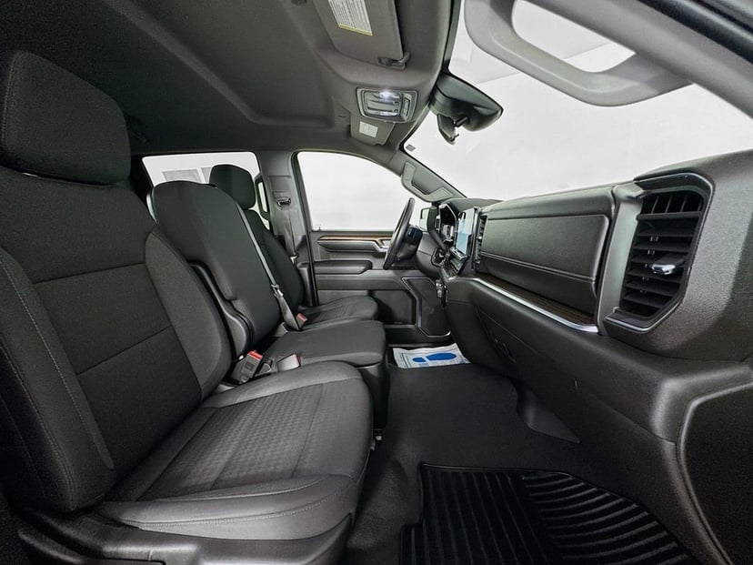 2023 Chevrolet Silverado 1500 - Image 35