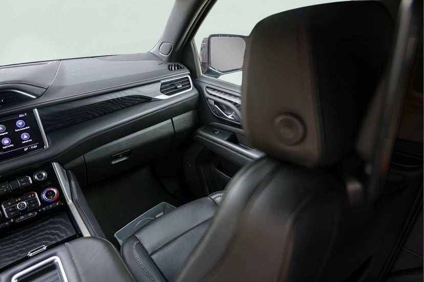 2021 GMC Yukon - Image 33