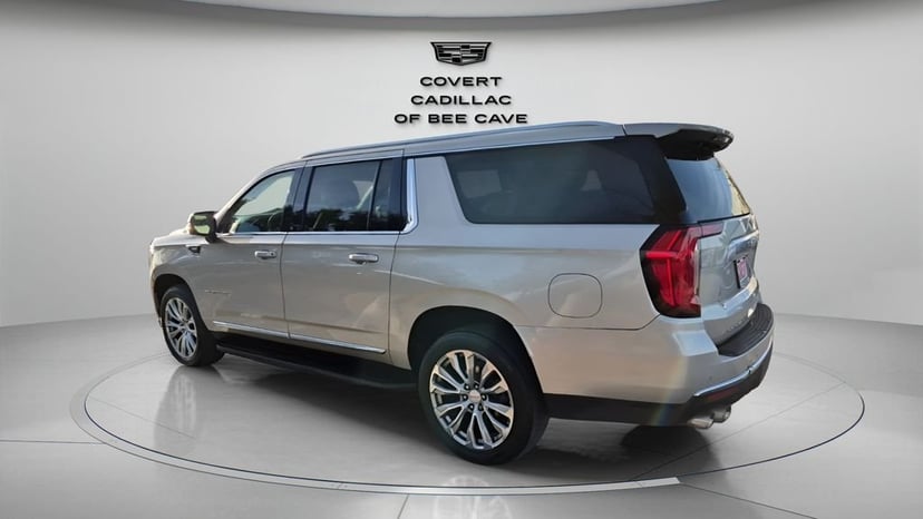 2023 GMC Yukon XL - Image 7