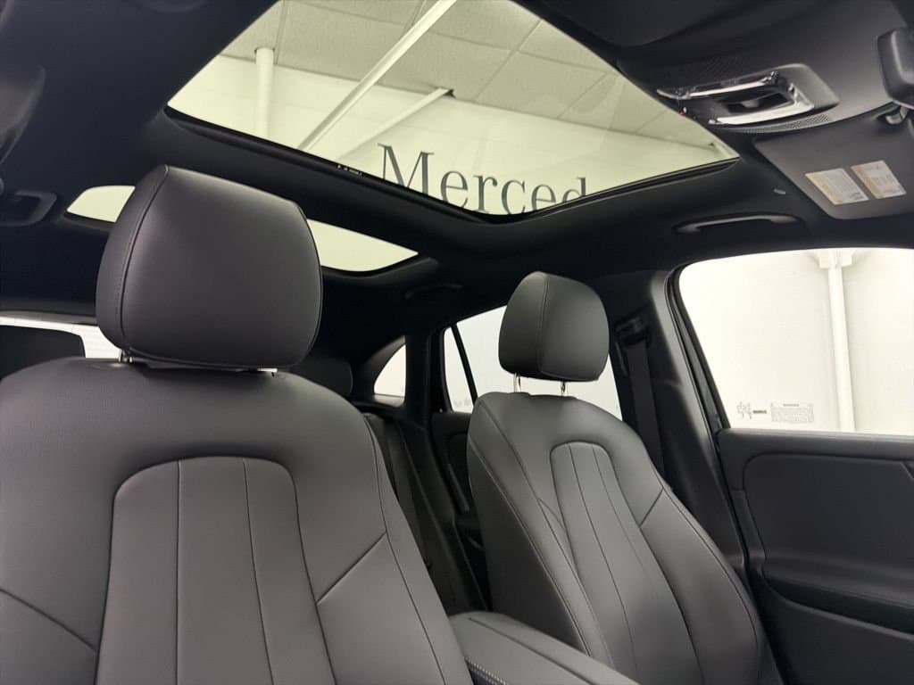 2026 MERCEDES-BENZ GLA - Image 30