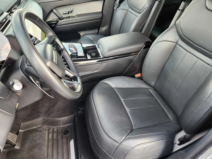 2024 Land Rover Range Rover Sport - Image 12
