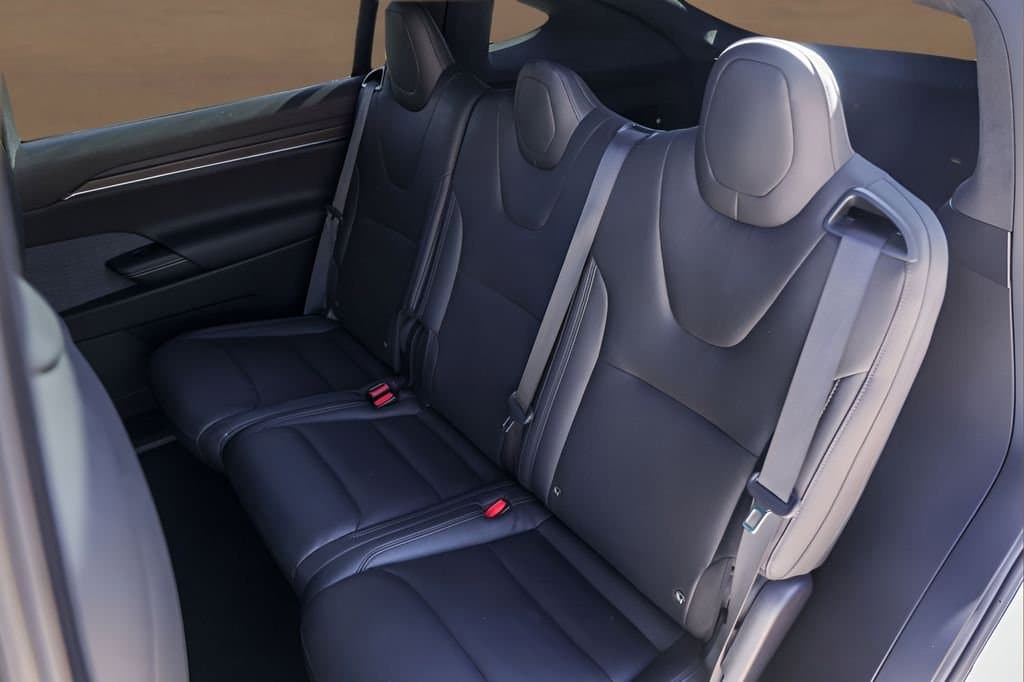 2023 Tesla Model X - Image 20