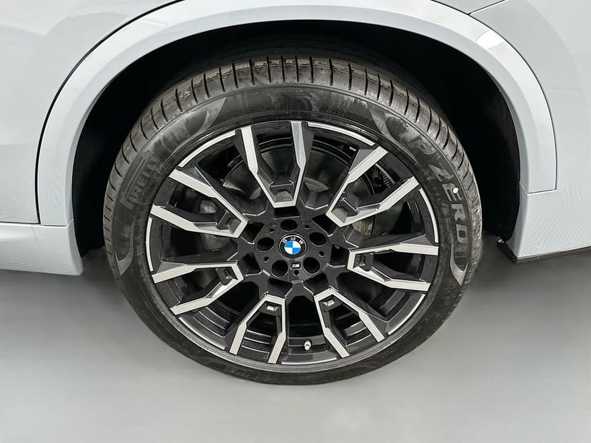 2026 BMW X5 - Image 23