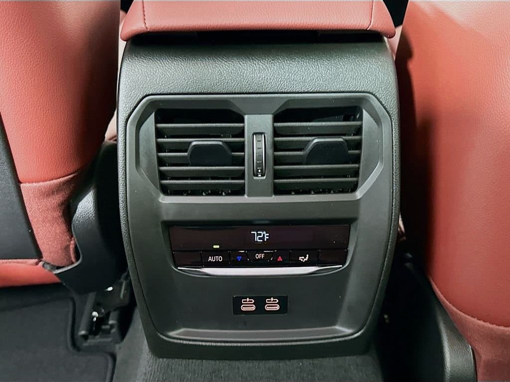 2026 BMW 3 Series - Image 18