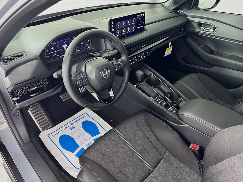 2026 Honda Accord Hybrid - Image 10