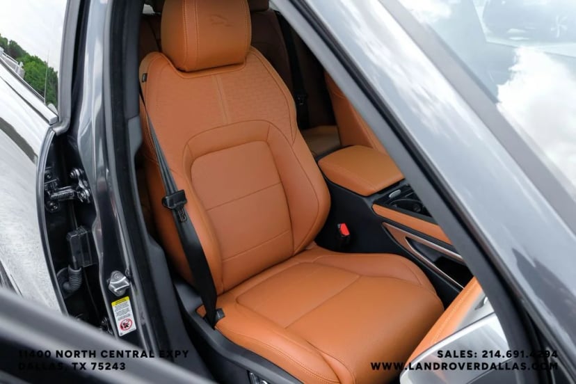 2026 Jaguar F-PACE - Image 39