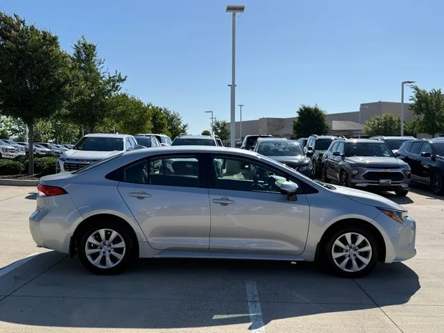 2026 Toyota Corolla - Image 4