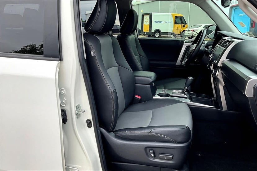 2023 Toyota 4Runner - Image 9