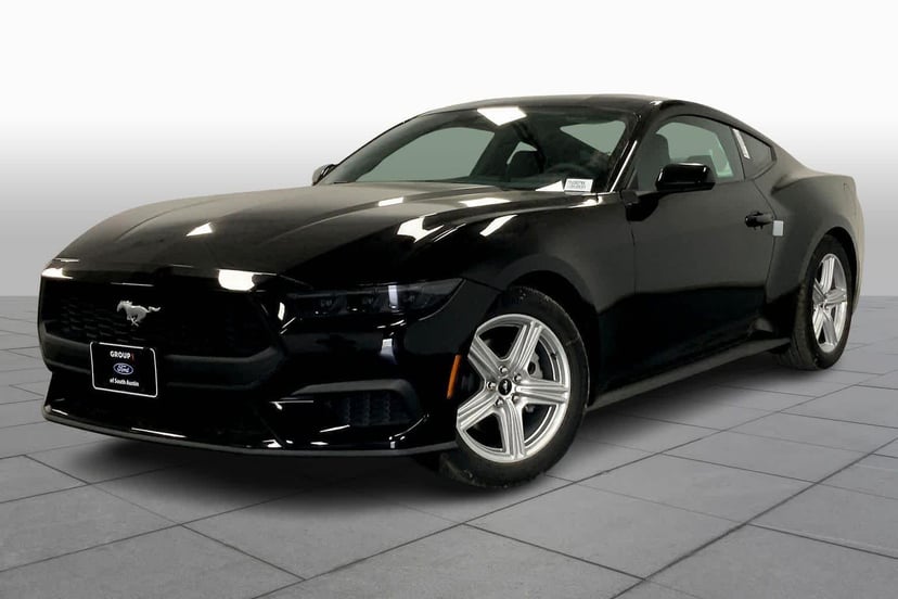 2026 Ford Mustang - Image 22