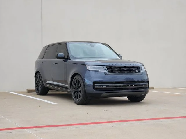 2026 Land Rover Range Rover - Image 2