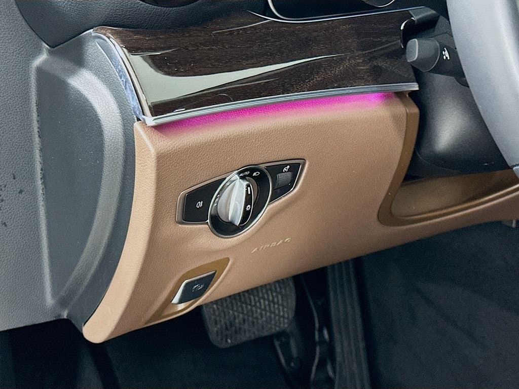 2021 Mercedes-Benz E-Class - Image 10