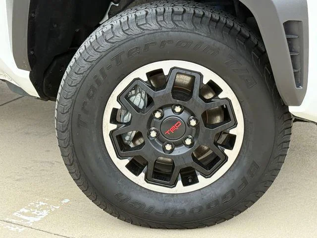 2025 Toyota Tacoma - Image 28