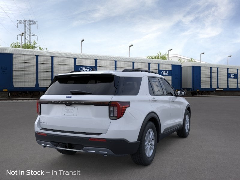 2026 Ford Explorer - Image 21