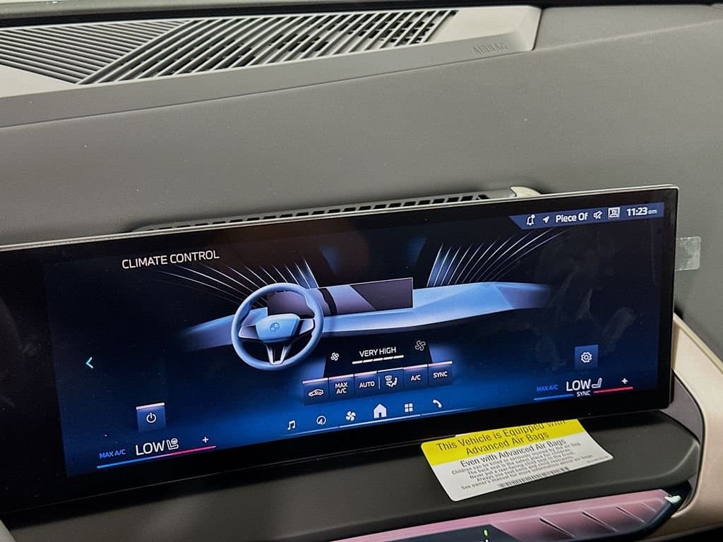 2025 BMW X3 - Image 14