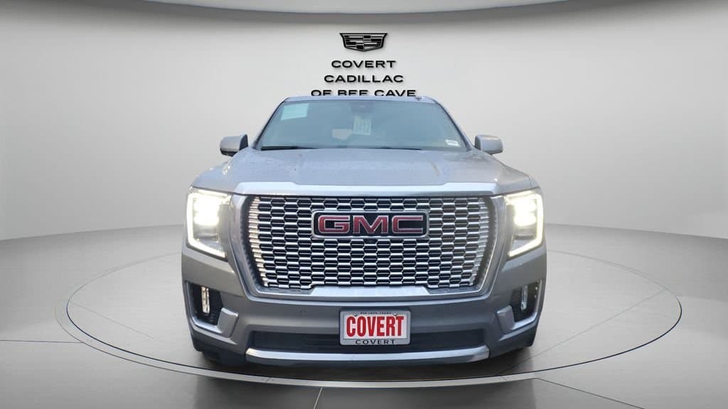 2023 GMC Yukon - Image 2