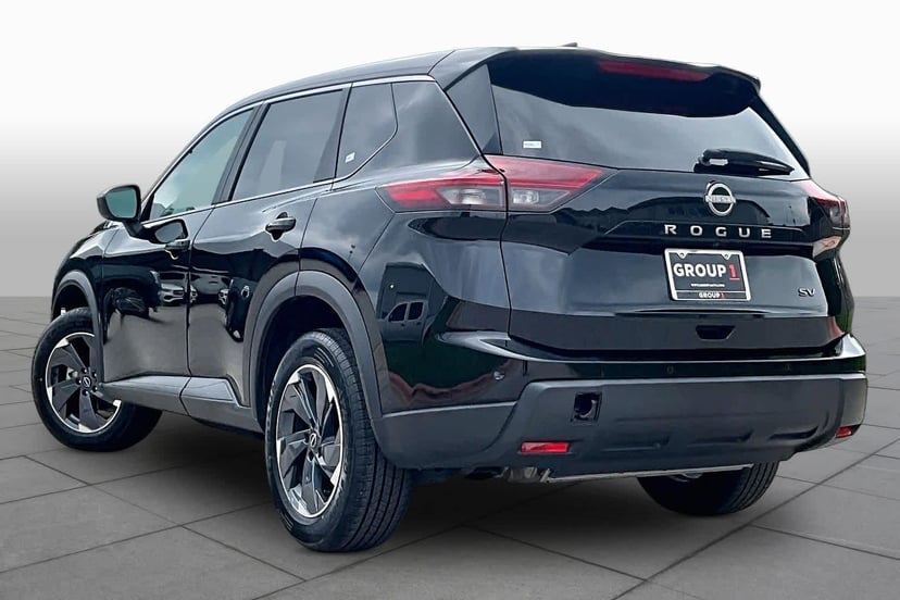 2024 Nissan Rogue - Image 12