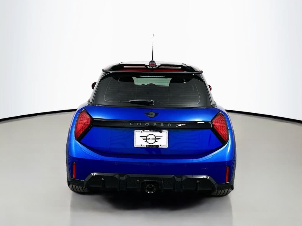 2025 MINI John Cooper Works - Image 6