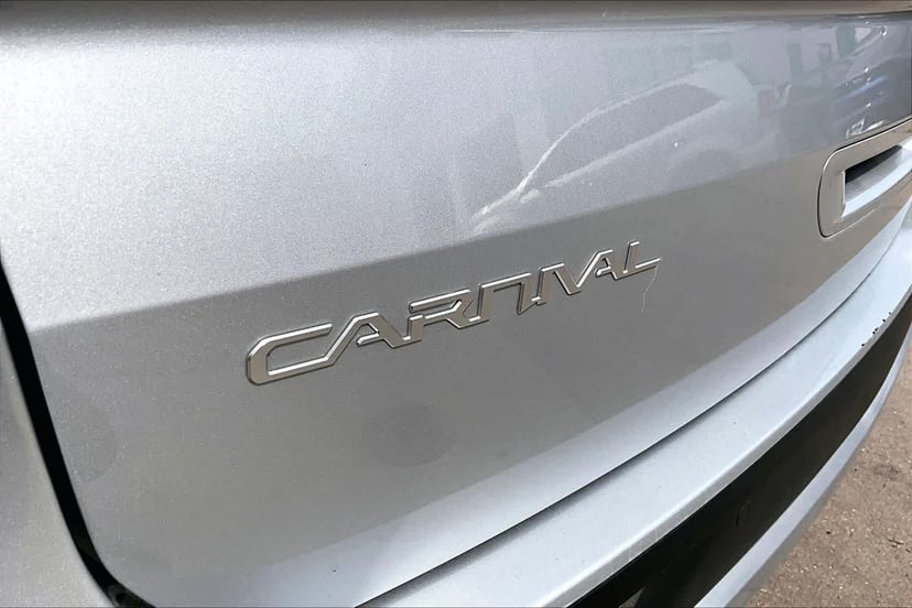 2023 Kia Carnival - Image 30
