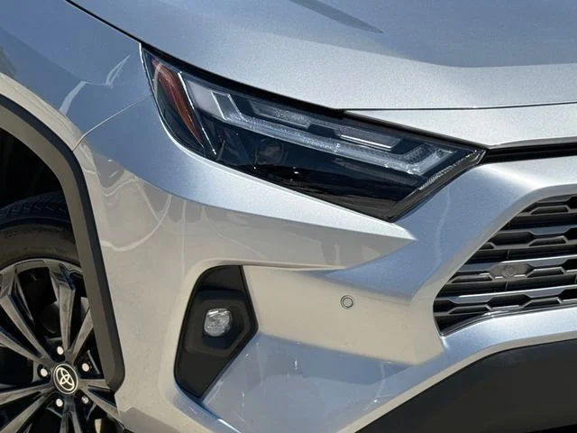 2023 Toyota RAV4 Hybrid - Image 3