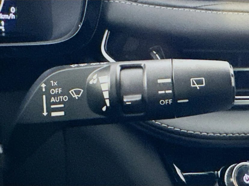 2027 INFINITI QX65 - Image 13