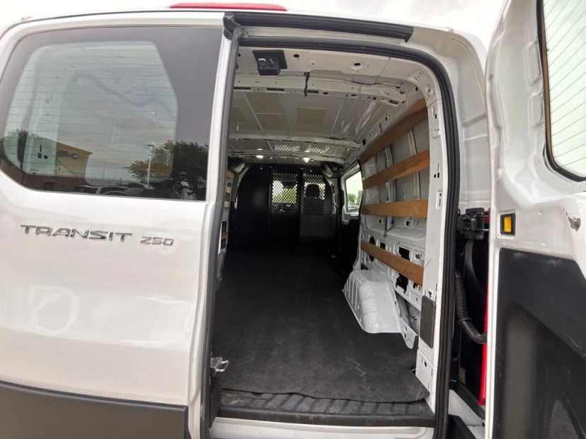 2024 Ford Transit-250 - Image 24