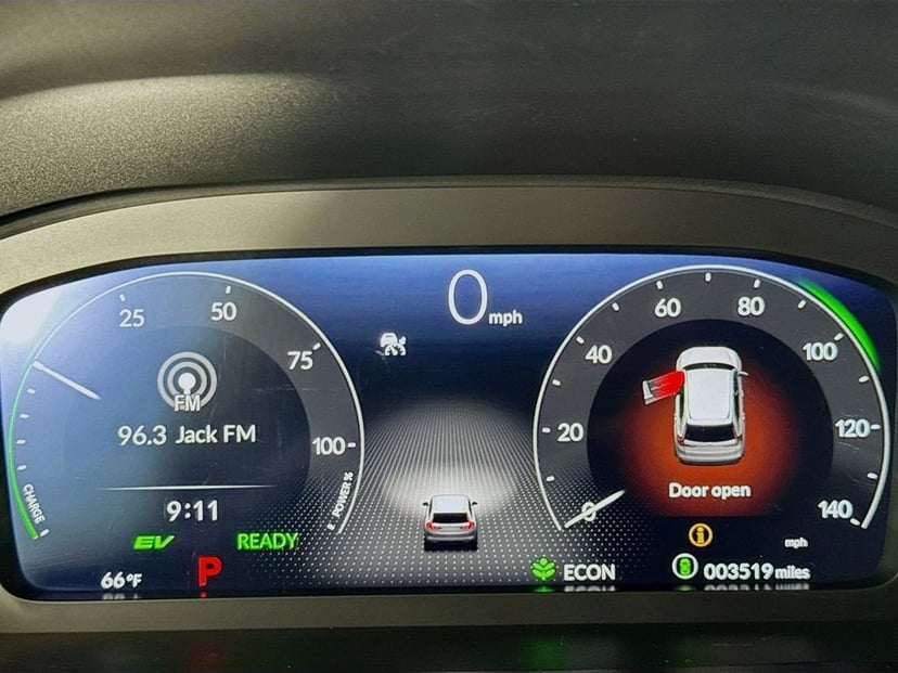 2026 Honda CR-V Hybrid - Image 15