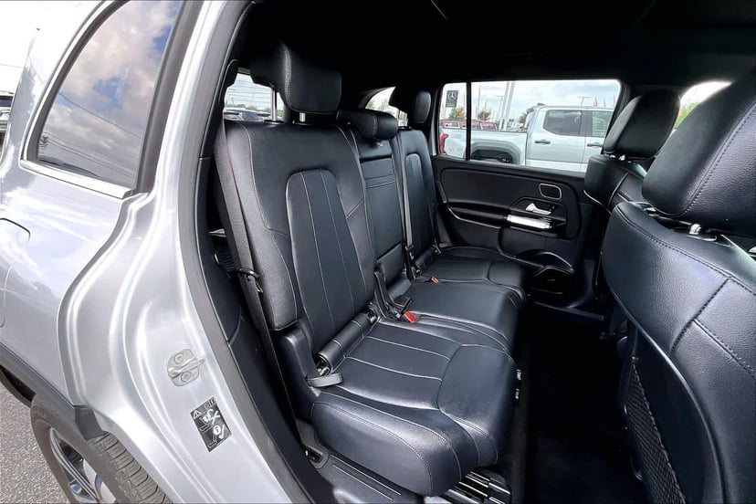2023 Mercedes-Benz EQB 300 - Image 19