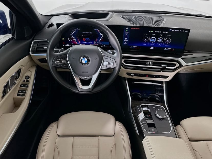 2023 BMW 3 Series - Image 23
