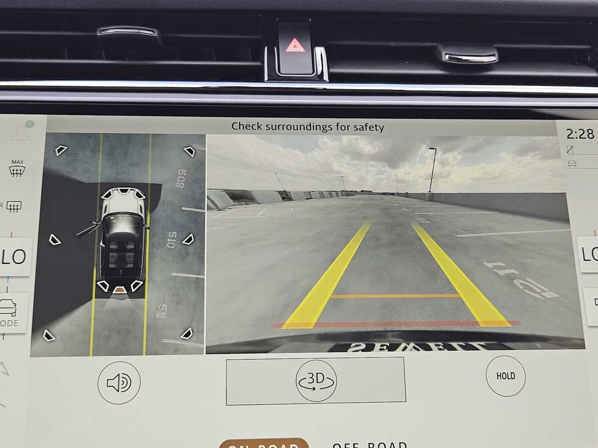 2026 Land Rover Range Rover Evoque - Image 18