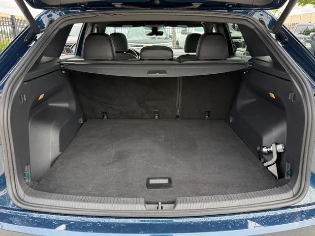 2022 Volkswagen Atlas Cross Sport - Image 27