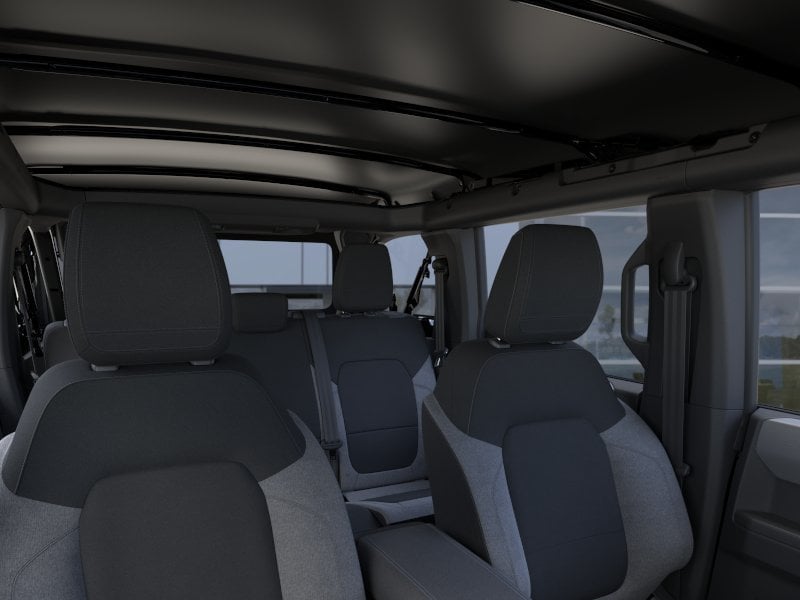 2026 Ford Bronco - Image 25