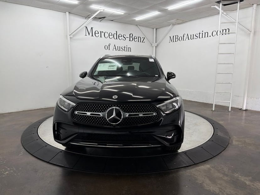 2026 Mercedes-Benz GLC - Image 2