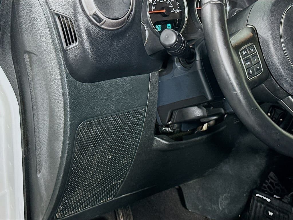 2018 Jeep Wrangler JK - Image 10