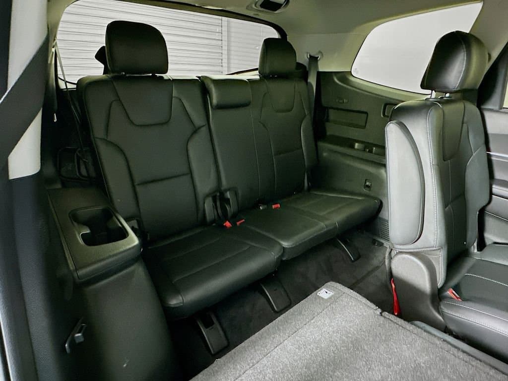 2021 Kia Telluride - Image 29