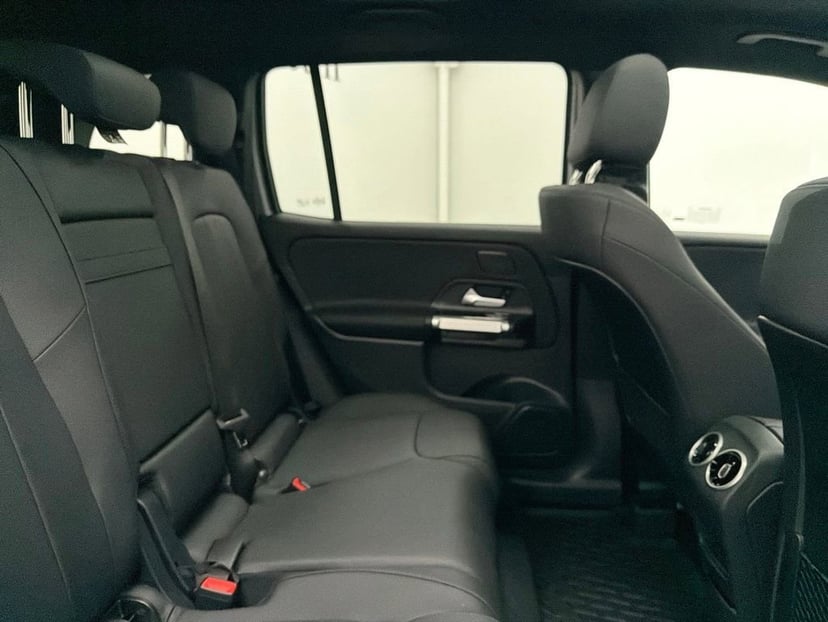 2026 Mercedes-Benz GLB - Image 62