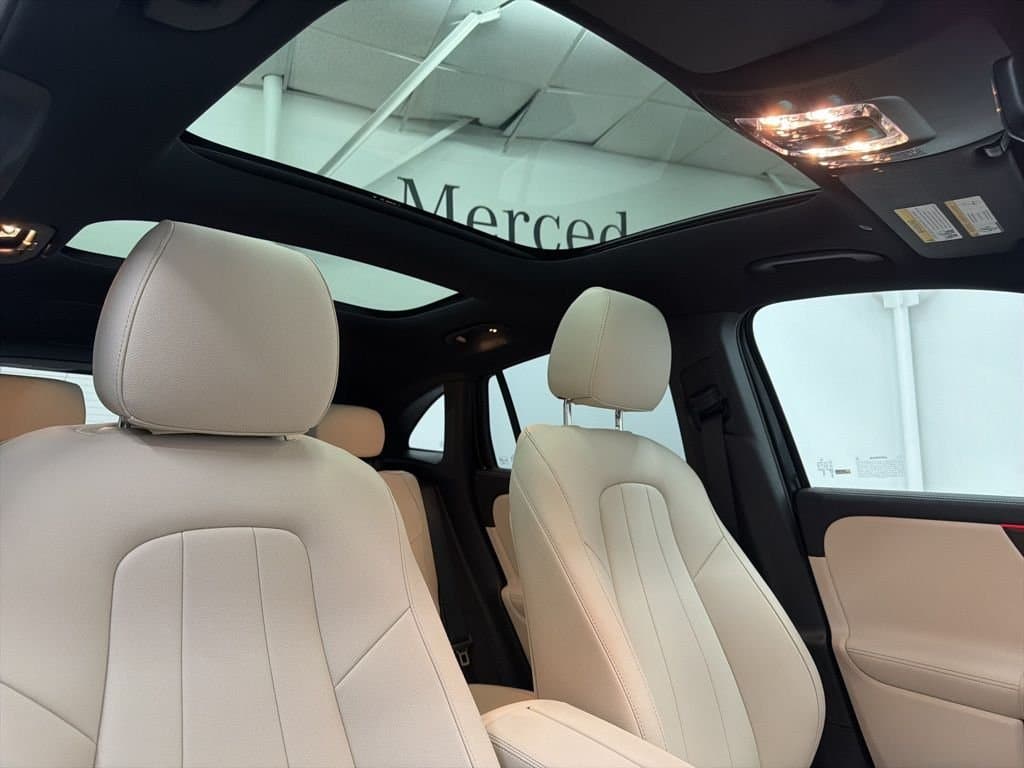 2026 MERCEDES-BENZ GLA - Image 30