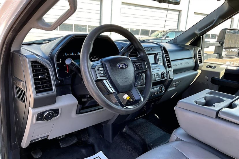 2019 Ford F-250 - Image 18