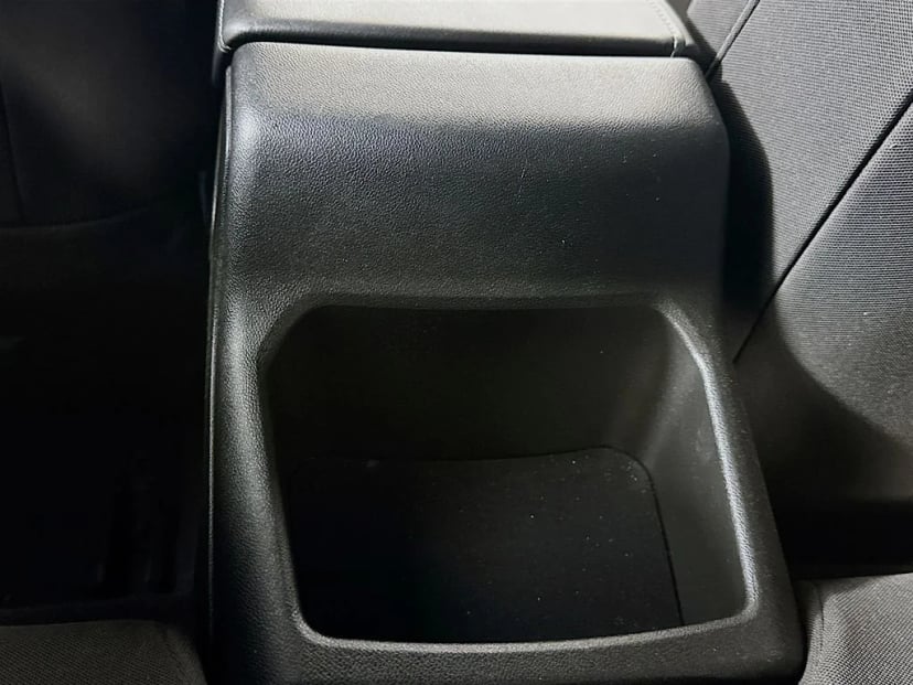 2018 Chevrolet Camaro - Image 29