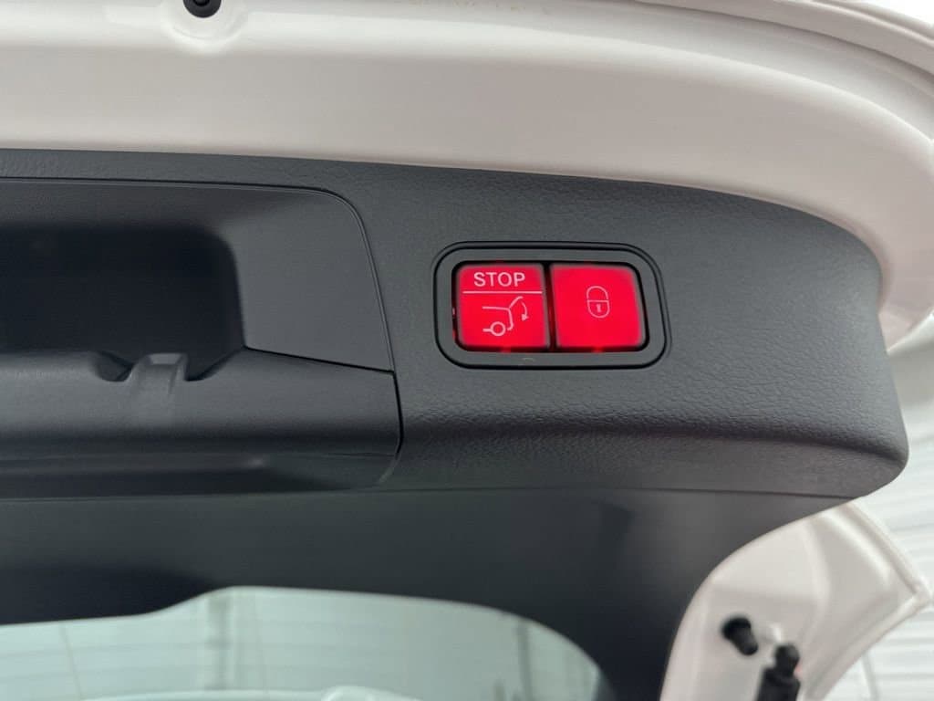 2026 MERCEDES-BENZ GLA - Image 60