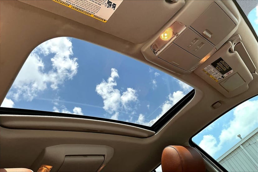 2019 Toyota Sequoia - Image 14
