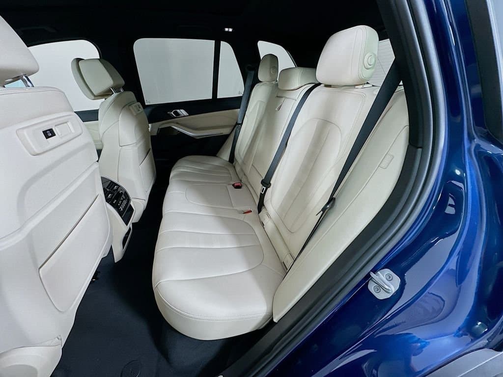 2022 BMW X5 - Image 25