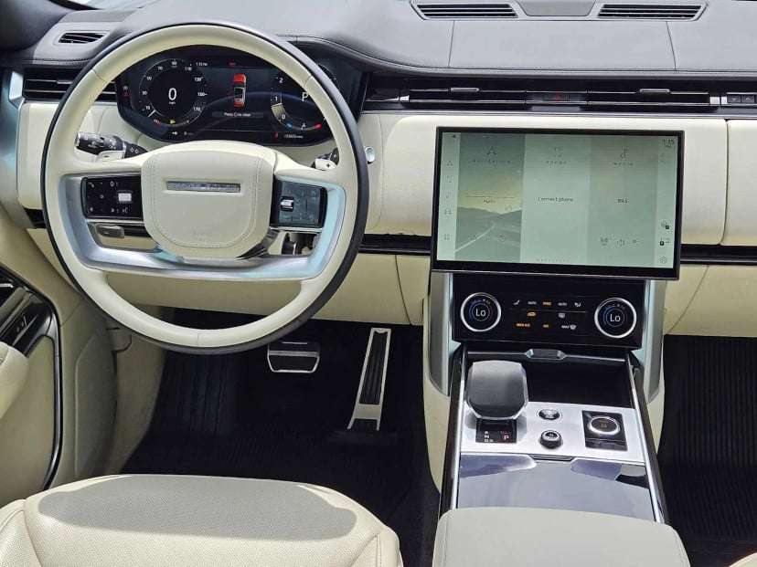 2023 Land Rover Range Rover - Image 26