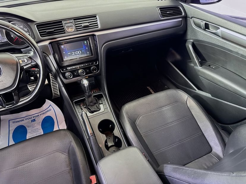2017 Volkswagen Passat - Image 28