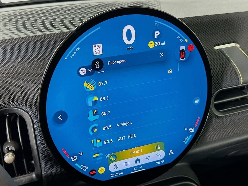 2025 MINI Cooper - Image 11