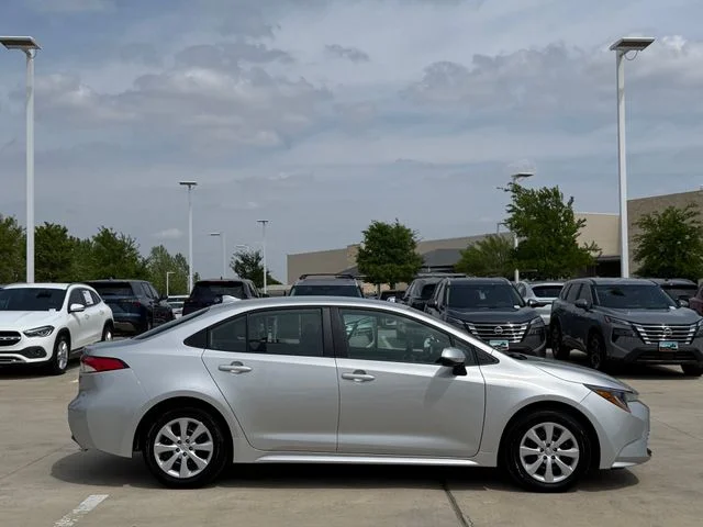 2026 Toyota Corolla - Image 5